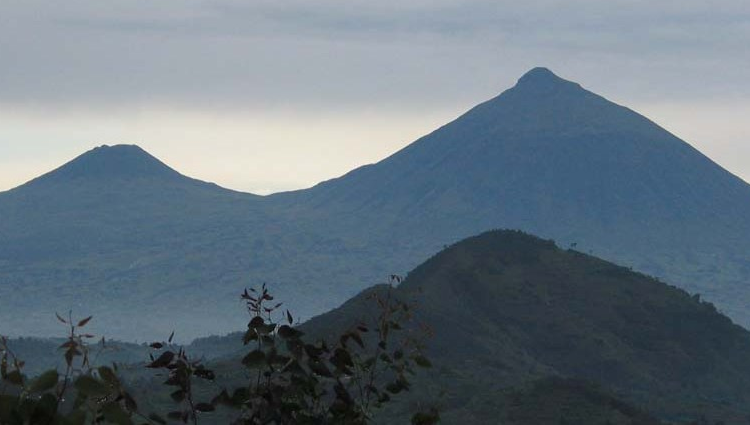 Explore Mount Gahinga in Uganda - Hiking Guide and Lodging Info