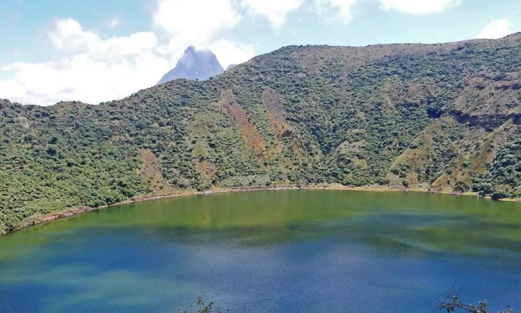 1 Day Mount Bisoke Hiking Safari